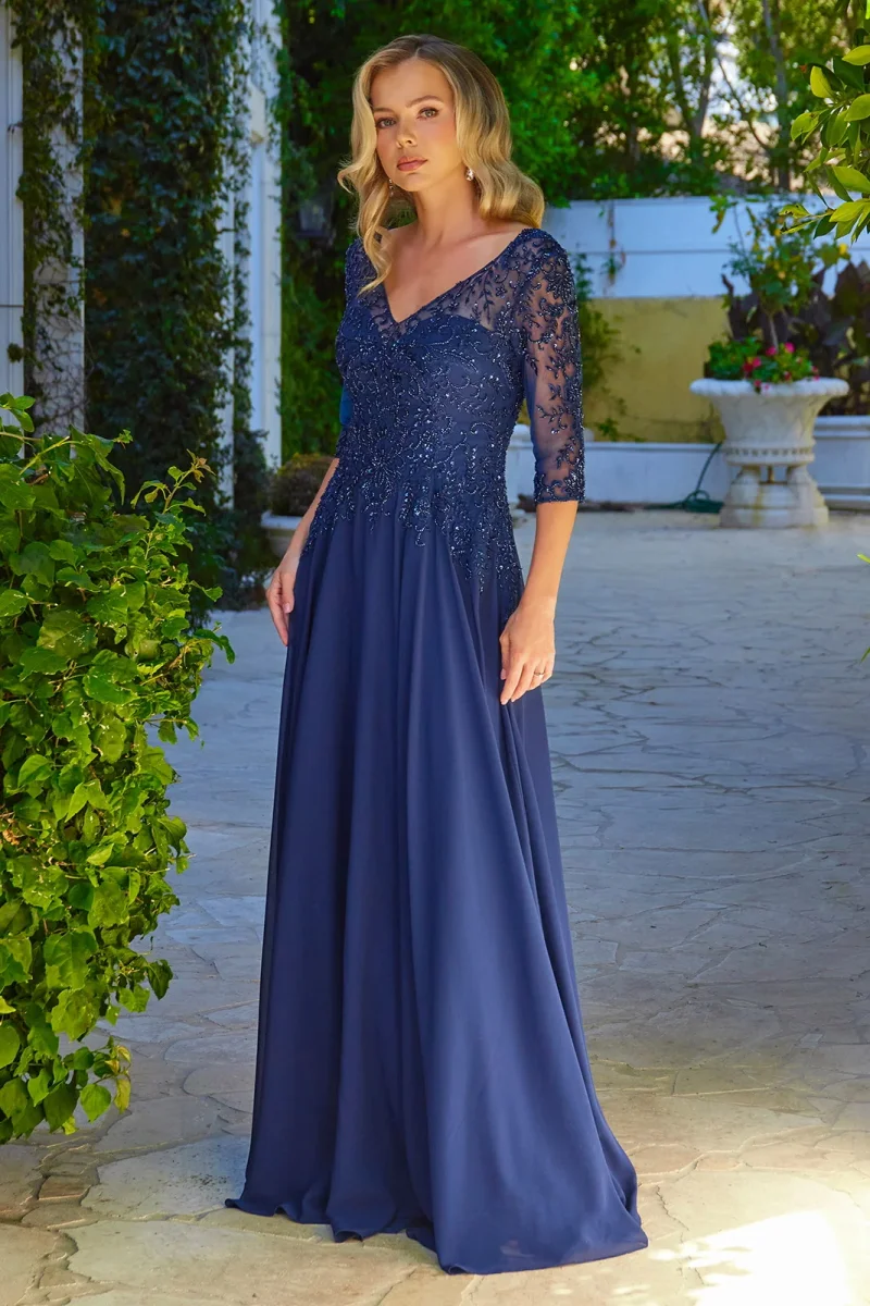 Embroidery Illusion V-Neckline A-Line Women Formal Dress by Elizabeth K - GL3573 - Special Occasion/Curves - Bild 2