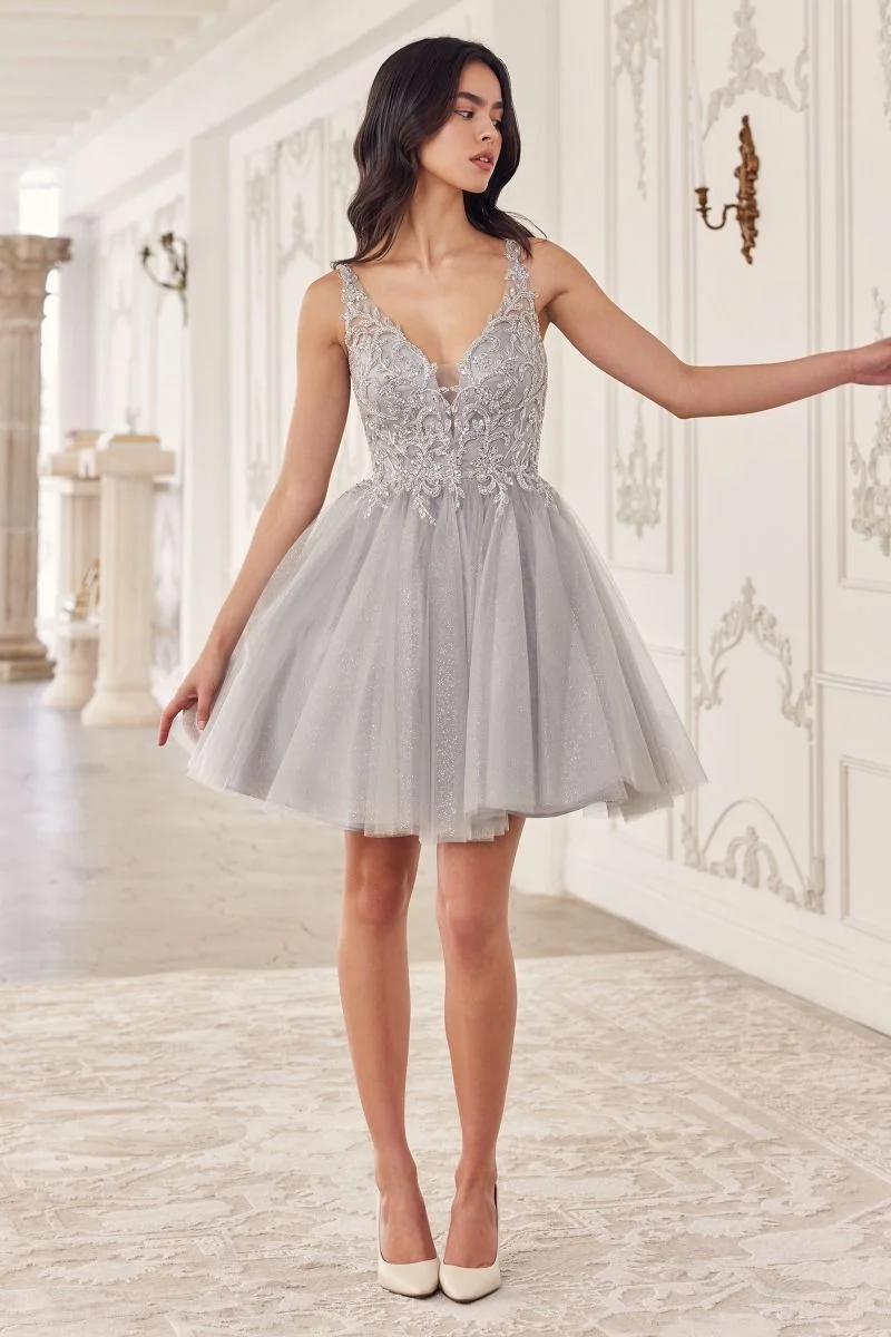Beaded V-Neckline Layered Tulle Short Dress by Cinderella Divine CY022 - Special Occasion/Curves - Bild 6